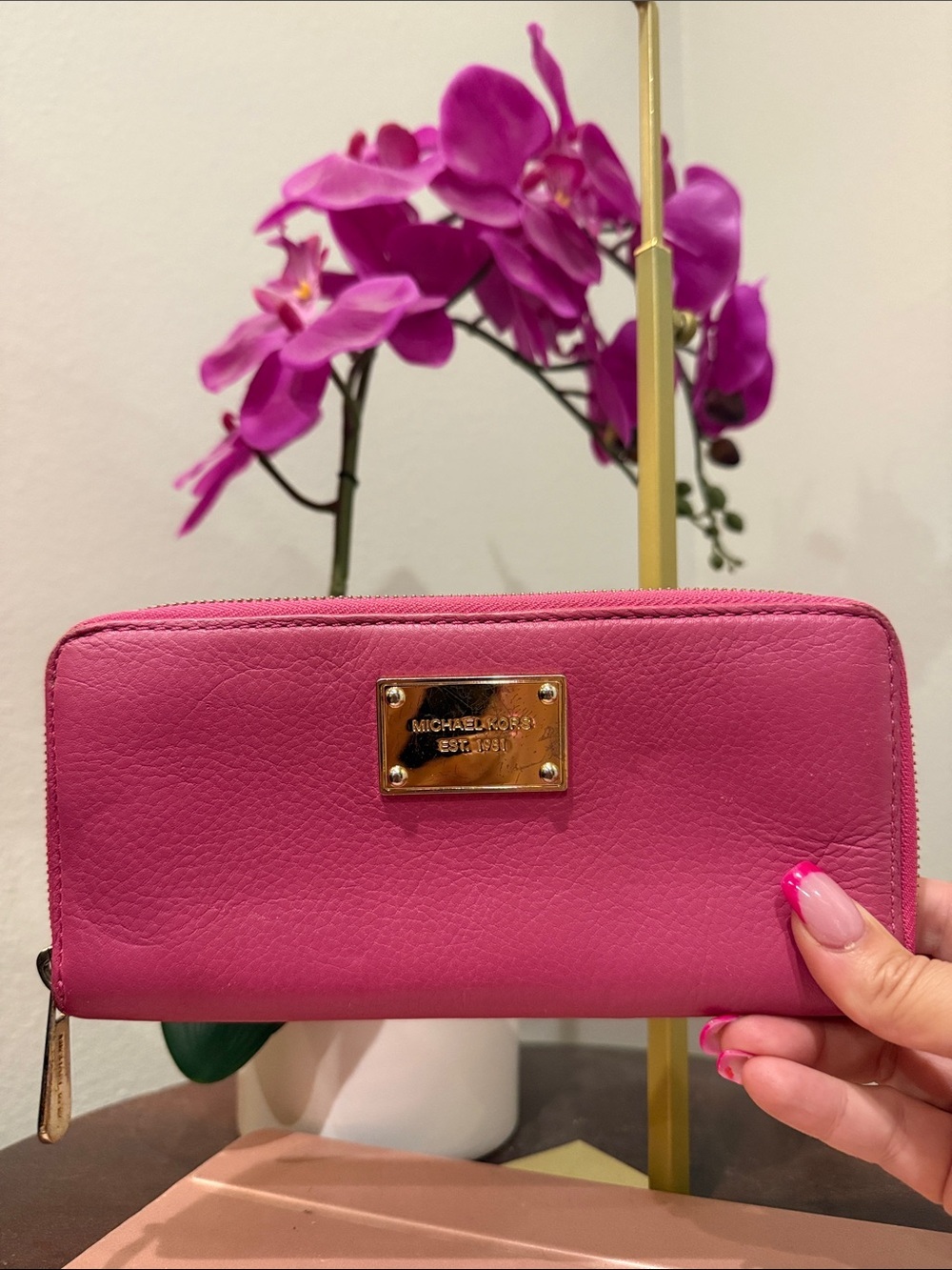 Michael Kors Pink Leather Zip-Around Wallet MK designer clutch rare gold